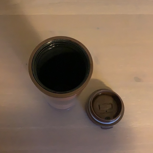 Starbucks Clear Plastic Tumbler with Brown Faux Wood and Silver Insert - Picture 9 of 9